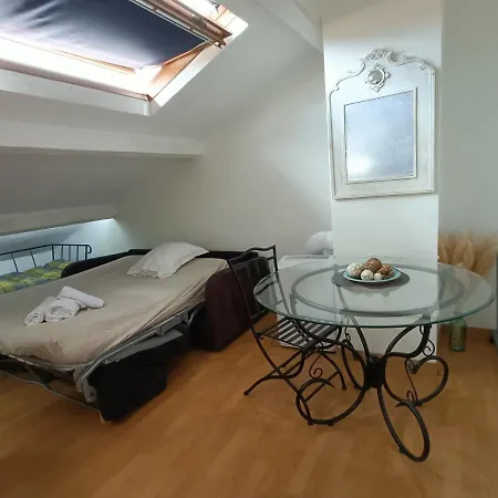 Rmb - T2 Au Dernier Etage Au Coeur De Apartamento *