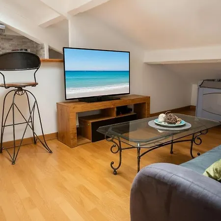 Rmb - T2 Au Dernier Etage Au Coeur De Avec Ac * Nice