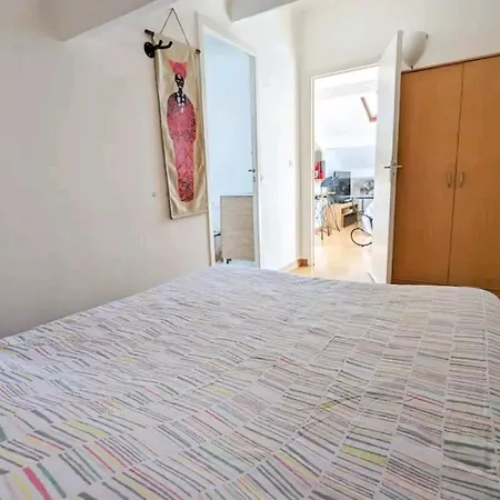 Rmb - T2 Au Dernier Etage Au Coeur De Apartamento *